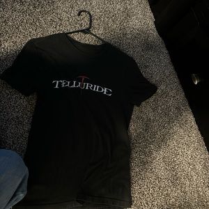 Black telluride short sleeve tee